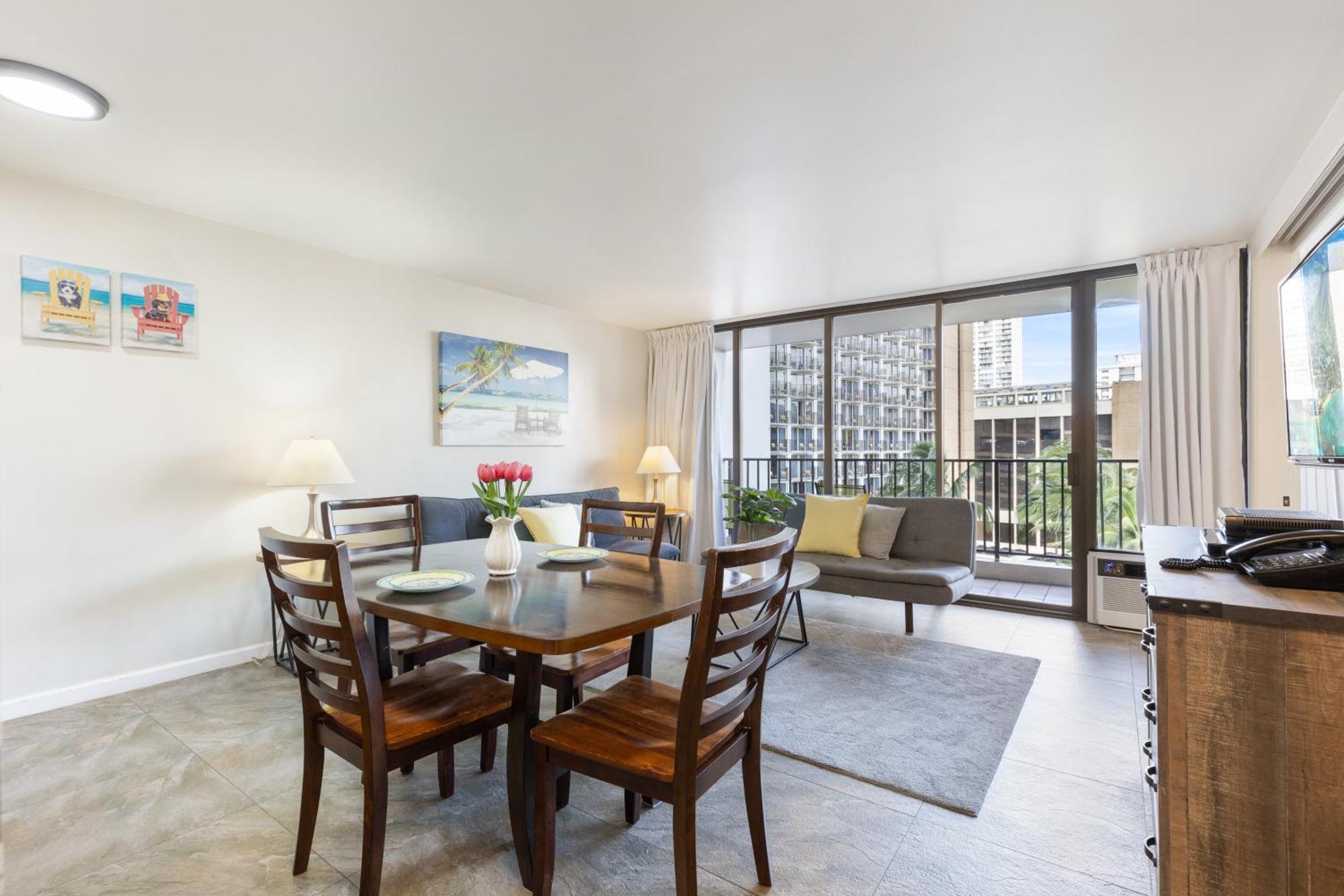 Light & Airy 8Th Floor Ocean View Condo With Lanai Condo 檀香山 外观 照片